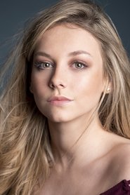 Эстер Экспозито